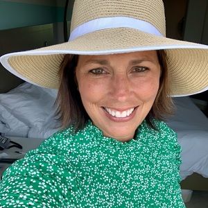 Meet your Posher, Diane